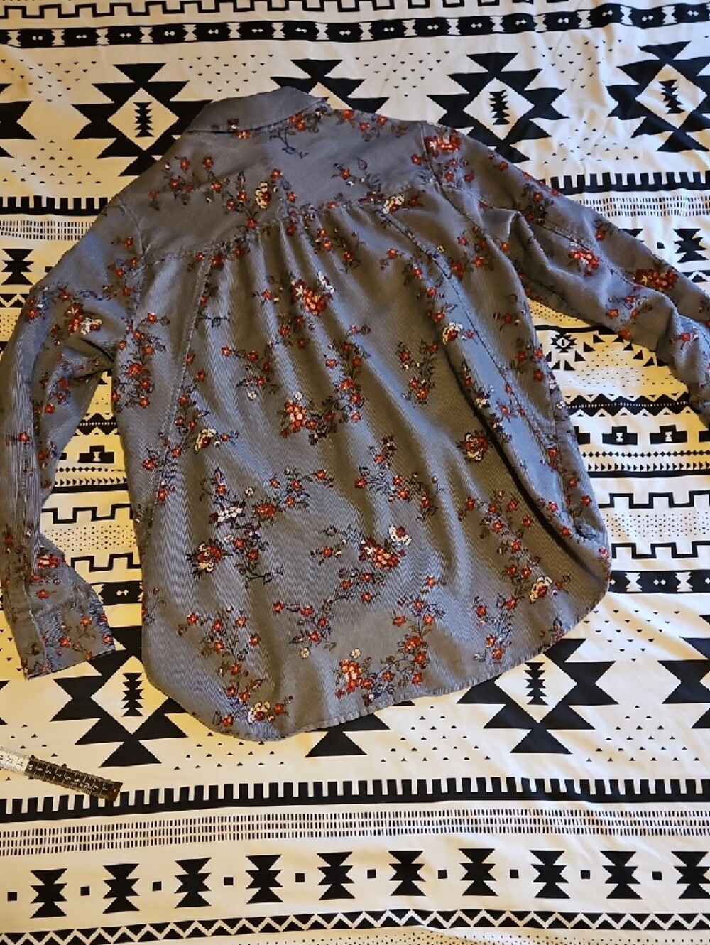 Anthropologie Corduroy Button Down - Picture 5 of 5